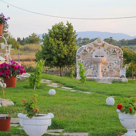 Kouros Resort Kalamaki  Bagian luar foto