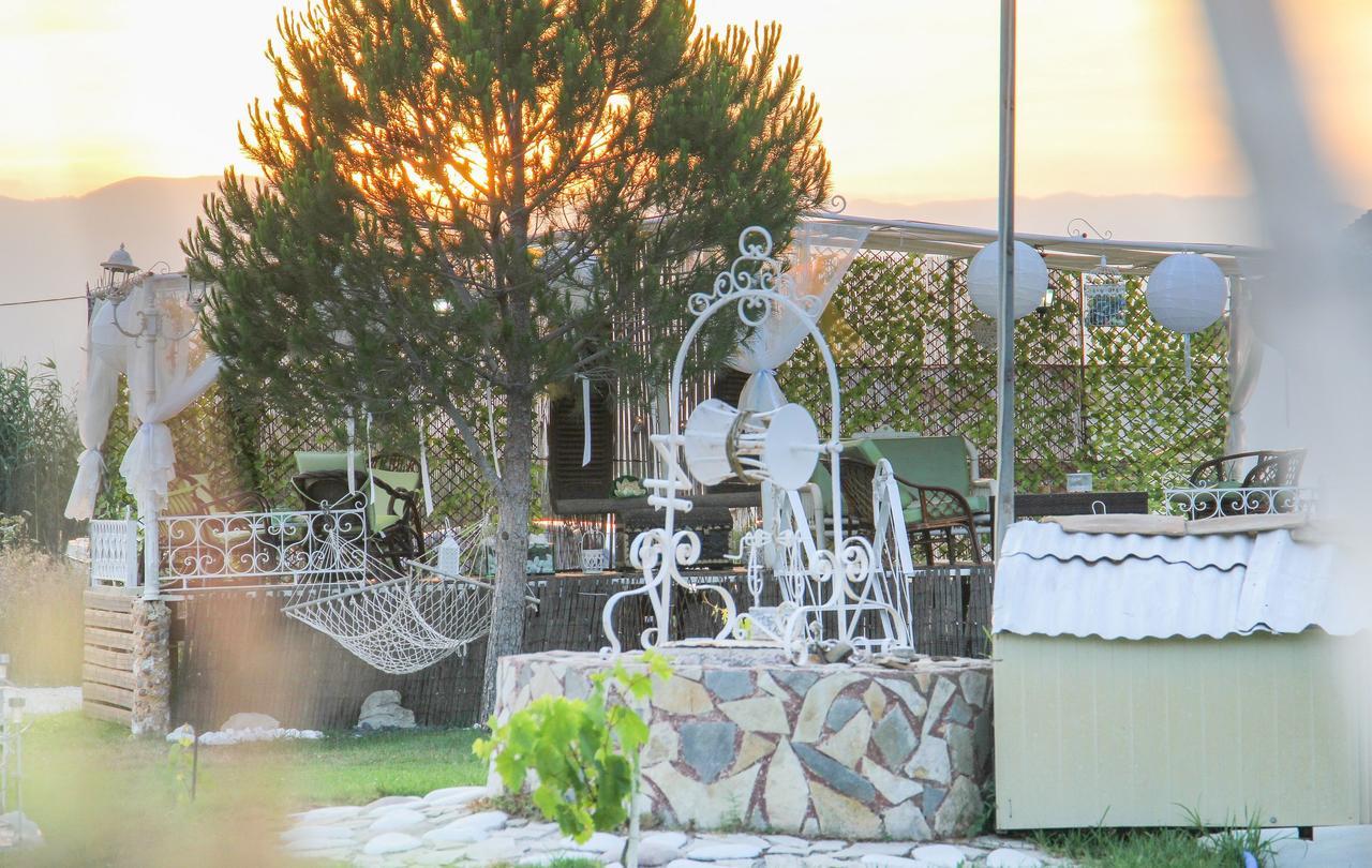 Kouros Resort Kalamaki  Bagian luar foto