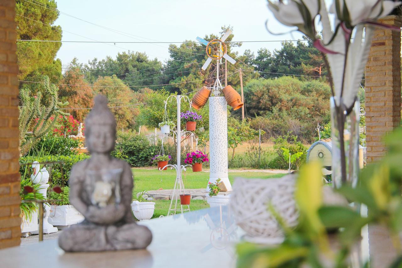 Kouros Resort Kalamaki  Bagian luar foto